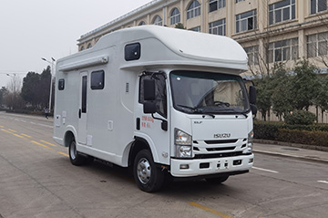 慶鈴五十鈴700P自動擋房車